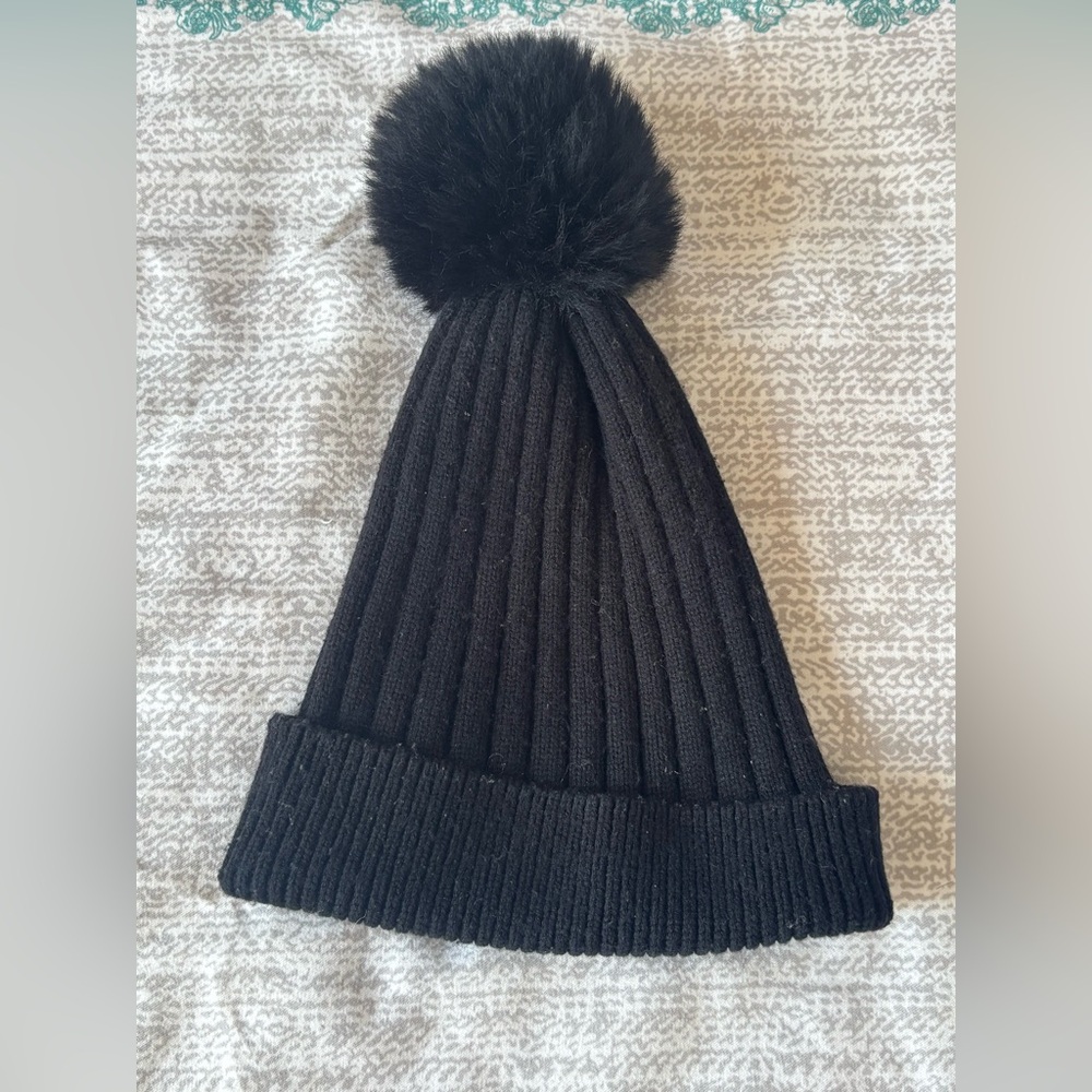 Black Ribbed Knit Pom Beanie for Kids - Faux Fur Pom